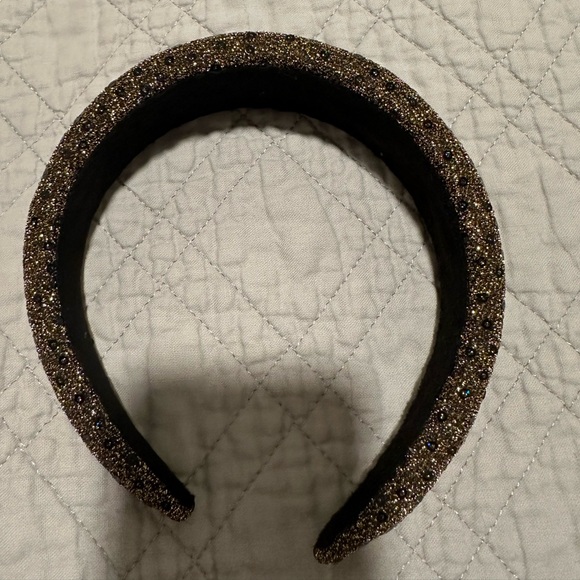Never worn black and gold sequin headband from Anthropologie - Picture 3 of 4